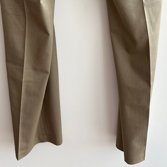 Haggar Clothing Premium No Iron Khaki, Flat Front Straight Fit, 34W x 34L - Picture 15 of 16